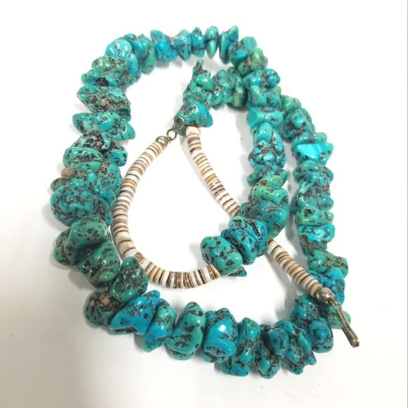 Stunning vintage Old Pawn Native American kingman Turquoise and Heishi Necklace - Picture 16 of 16